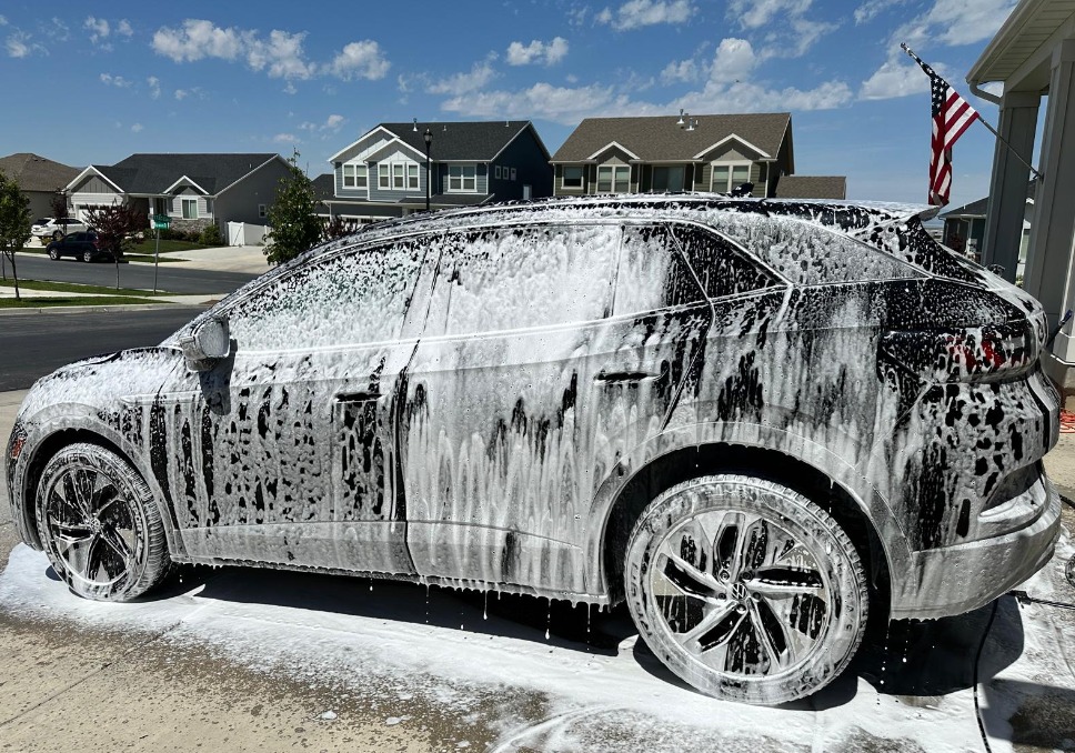 Luxury car detailing 4